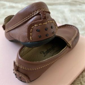 Beautiful Brown Footmates Dress Shoe; S: Boys 11